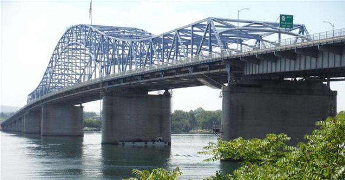 Lane closures on US 395 Blue Bridge to cause delays for drivers next week